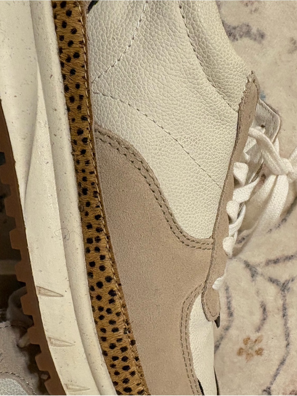 Madewell- MWL tennis shoes. Size 8.5. Like New!!! - Picture 7 of 9